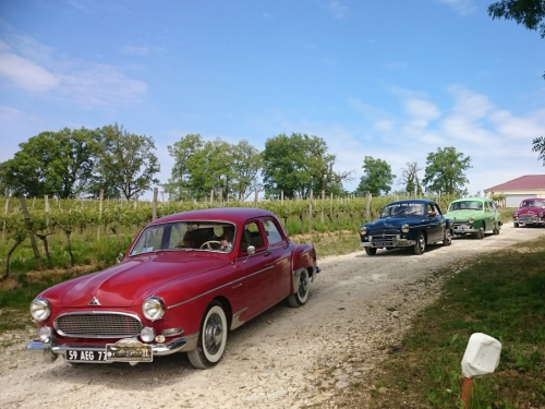 Le Domaine de Ménard met à l’honneur la Renault Frégate !